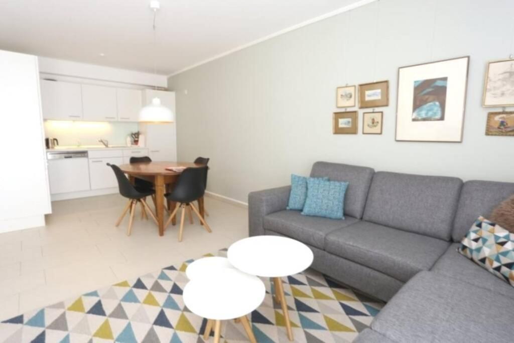 Large Family Retro Flat In City Center- Large Terrace & Garden View, Free Parking Luxembourg Ngoại thất bức ảnh