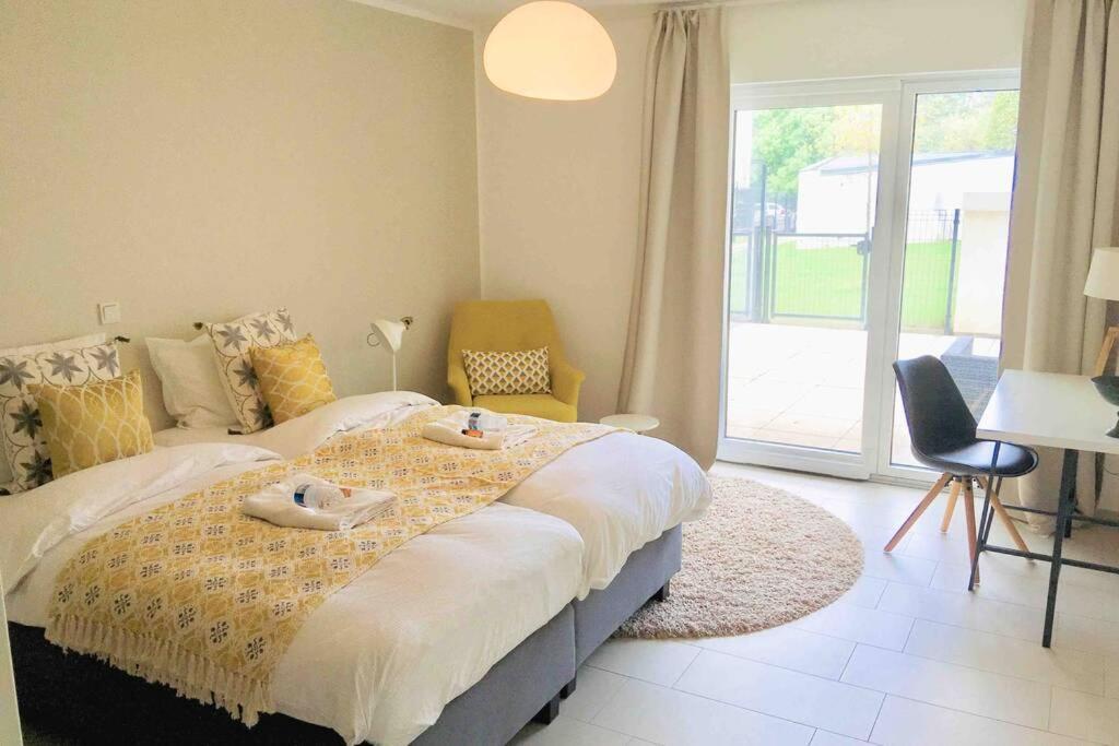 Large Family Retro Flat In City Center- Large Terrace & Garden View, Free Parking Luxembourg Ngoại thất bức ảnh