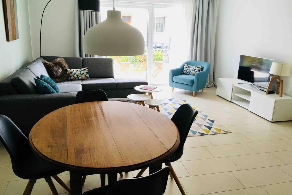 Large Family Retro Flat In City Center- Large Terrace & Garden View, Free Parking Luxembourg Ngoại thất bức ảnh